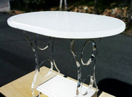 アクリル製テーブル